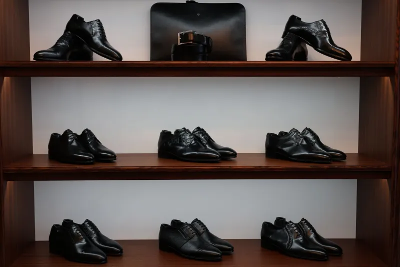 The Chromatic Hierarchy: How Shoe Colour Quietly Encodes Status, Ambition, and Belonging in British Life